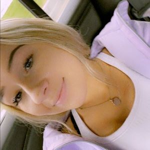 Meet your Posher, Gabby